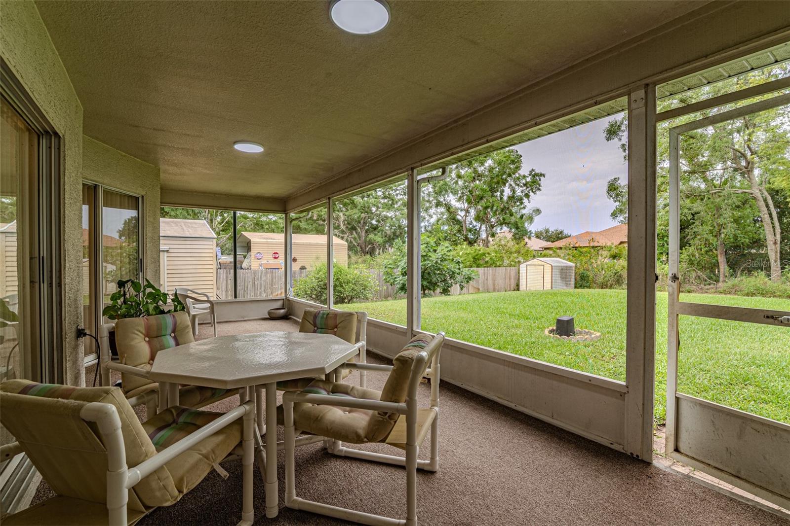 Listing photo id 34 for 22946 Brownwood Court