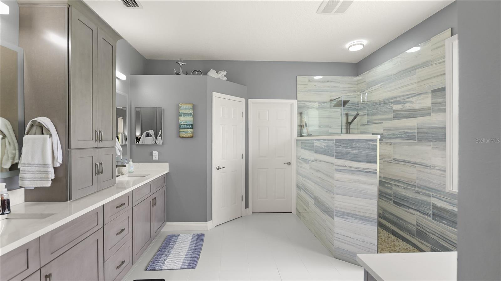 Image 22 of 63 For 7244 Wild Oak Lane