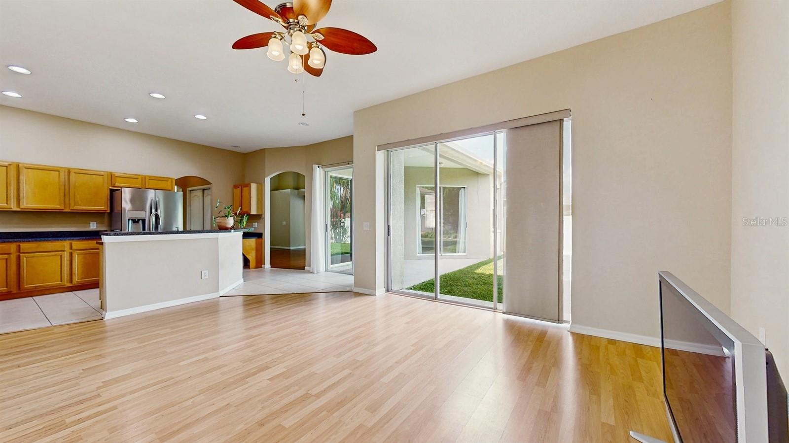 Image 6 of 38 For 2728 Abbey Grove Drive