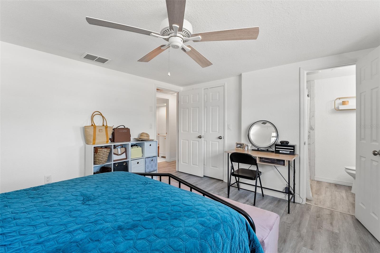 Image 14 of 33 For 4922 Bola Street