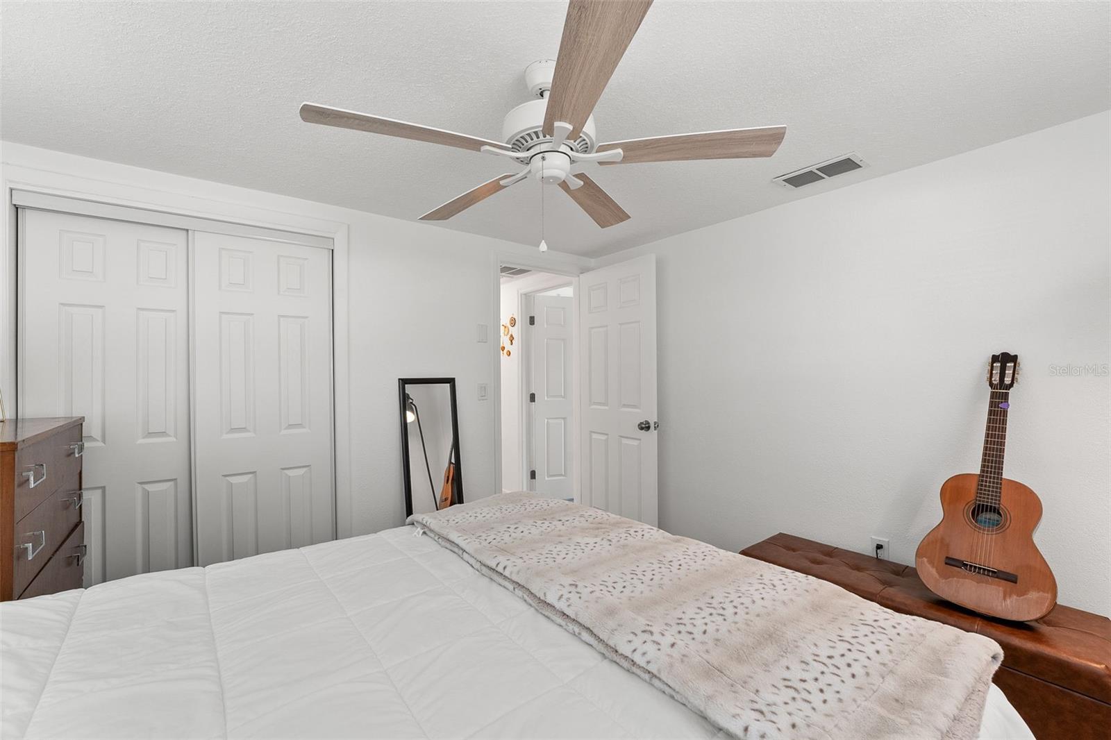 Image 19 of 33 For 4922 Bola Street