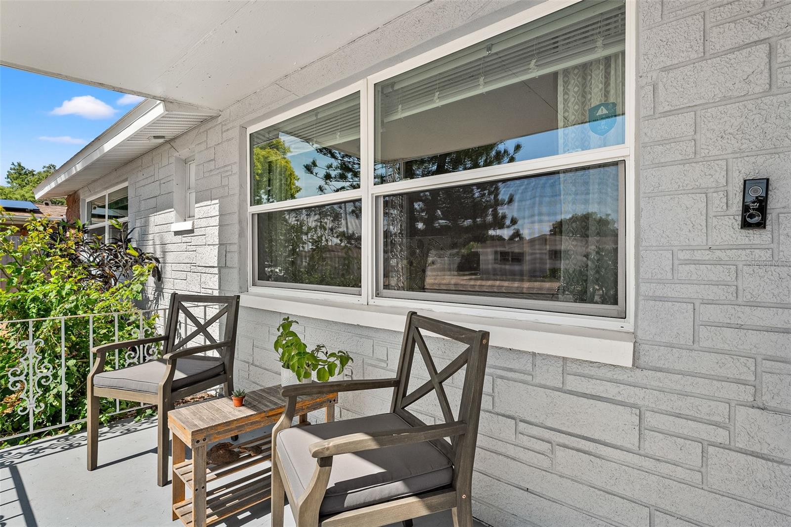 Image 2 of 33 For 4922 Bola Street