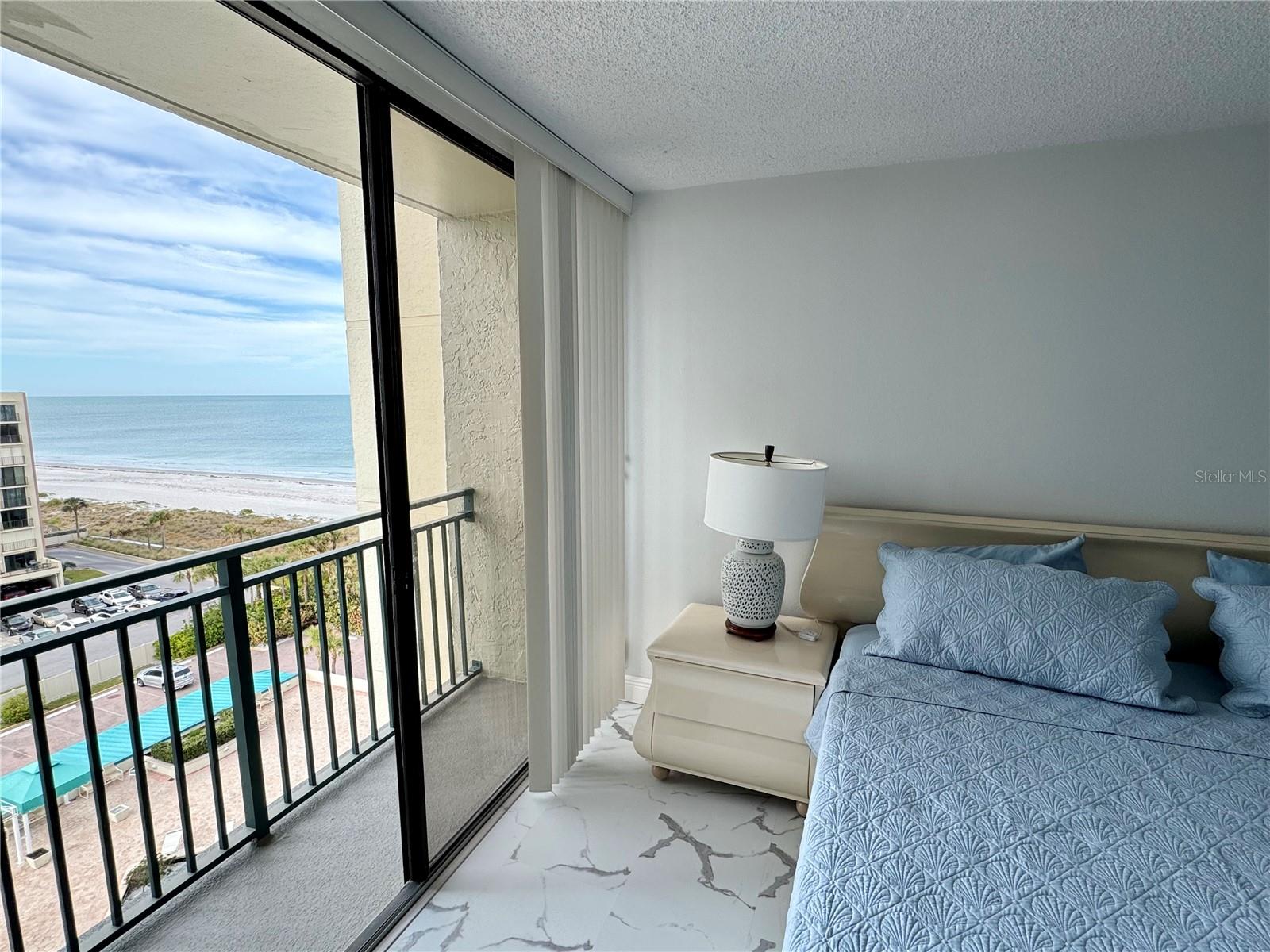 Image 15 of 51 For 1380 Gulf Boulevard 805