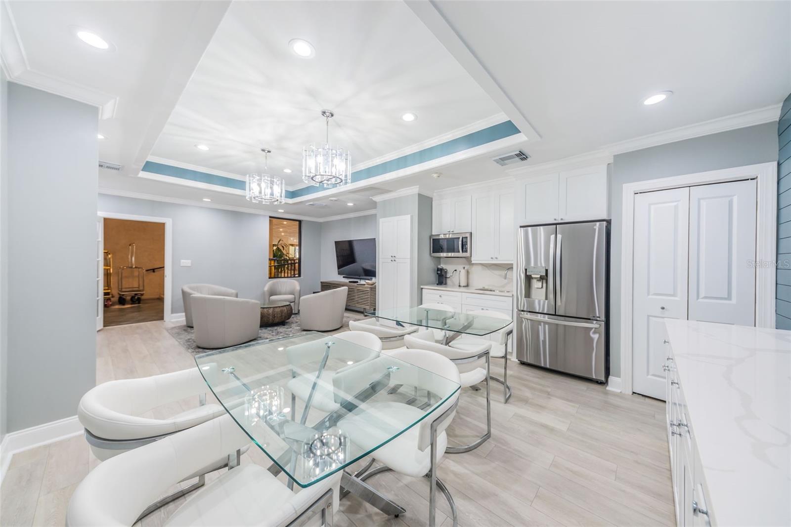 Image 25 of 51 For 1380 Gulf Boulevard 805