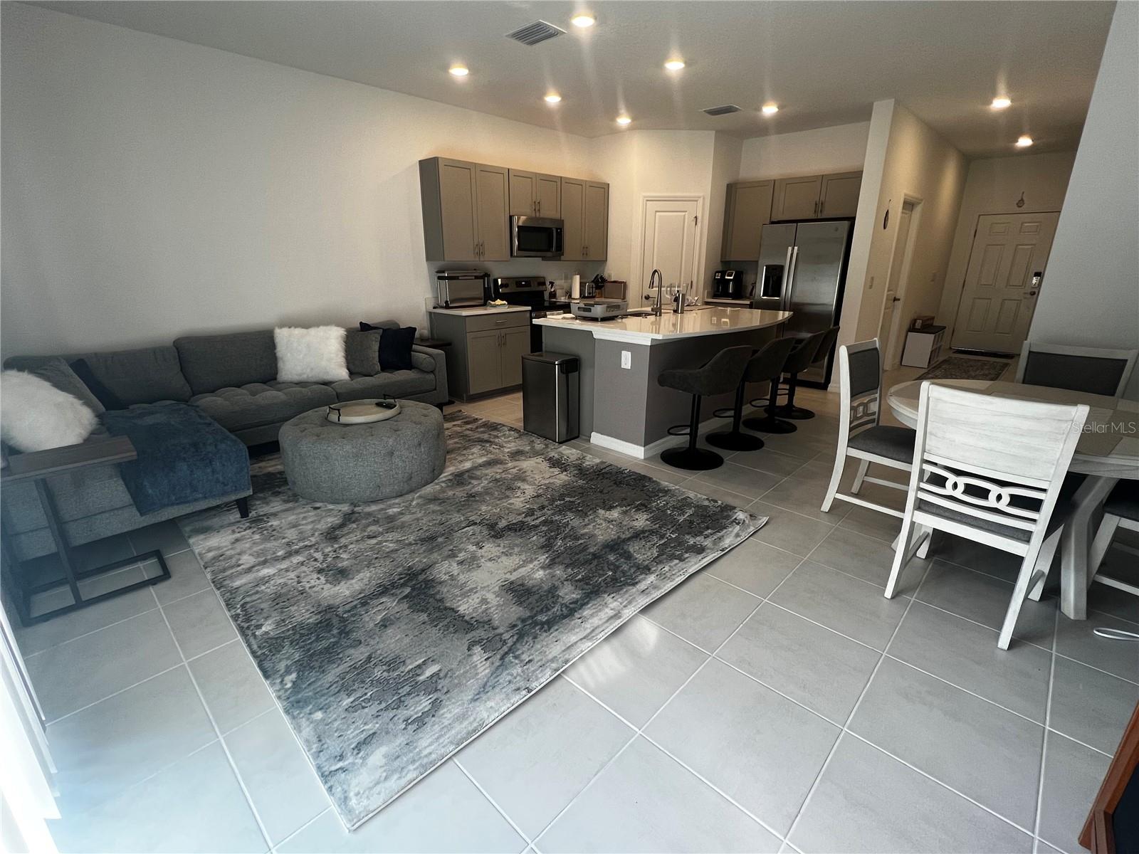 Image 4 of 87 For 8473 Lunar Skye Street