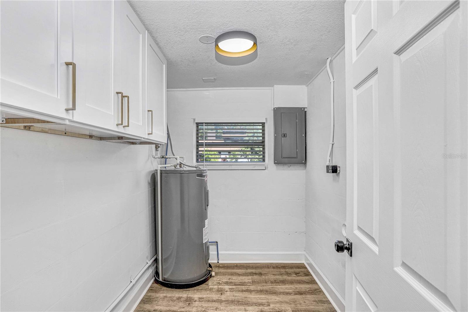 Image 31 of 52 For 223 Pinehurst Drive