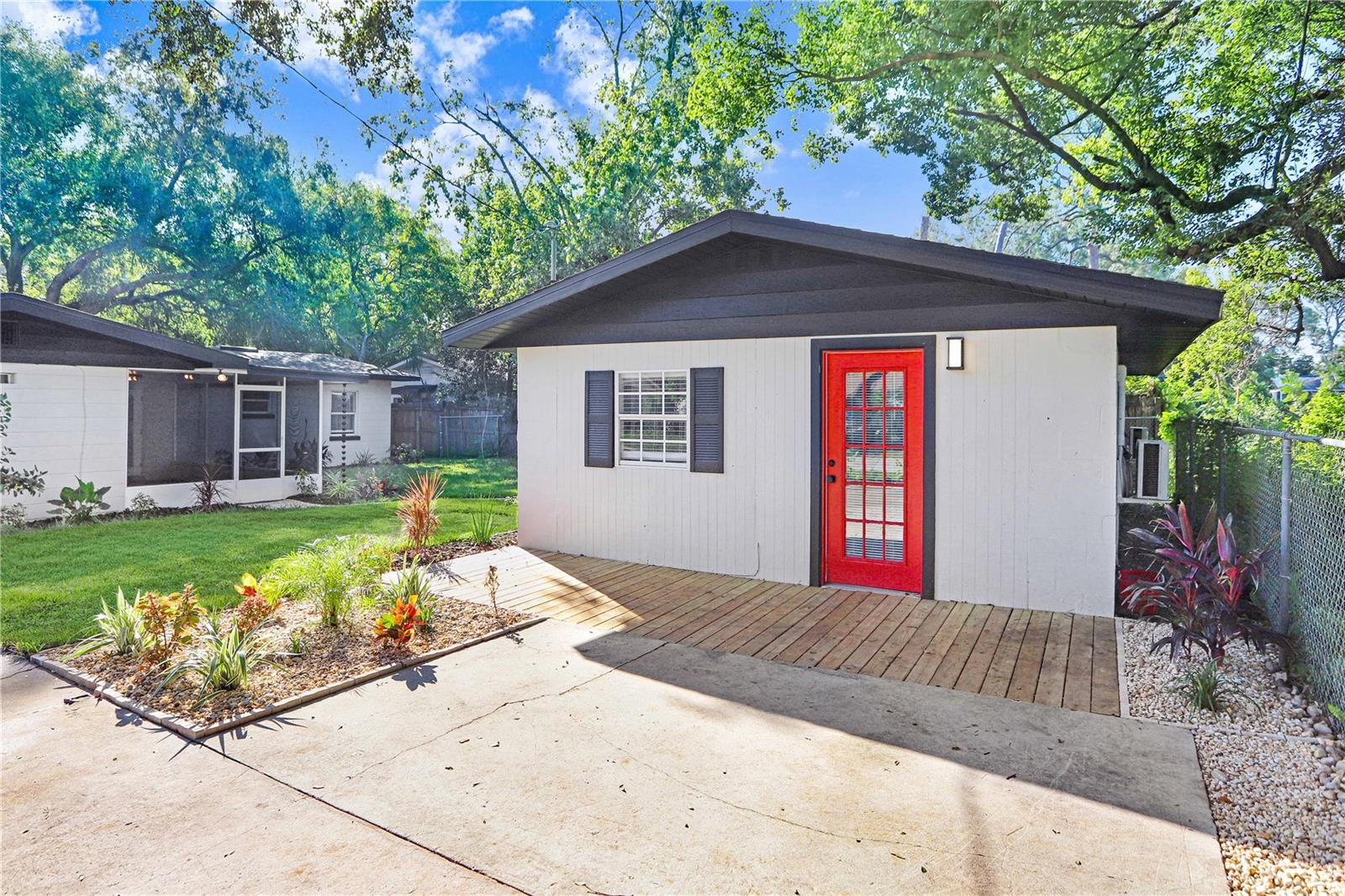 Image 37 of 52 For 223 Pinehurst Drive