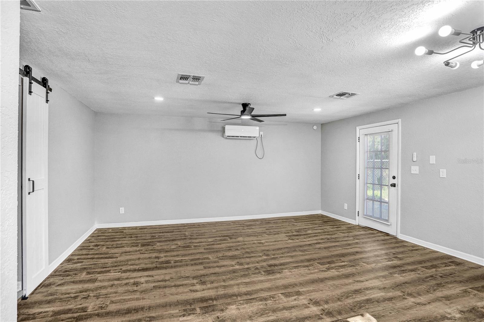 Image 46 of 52 For 223 Pinehurst Drive