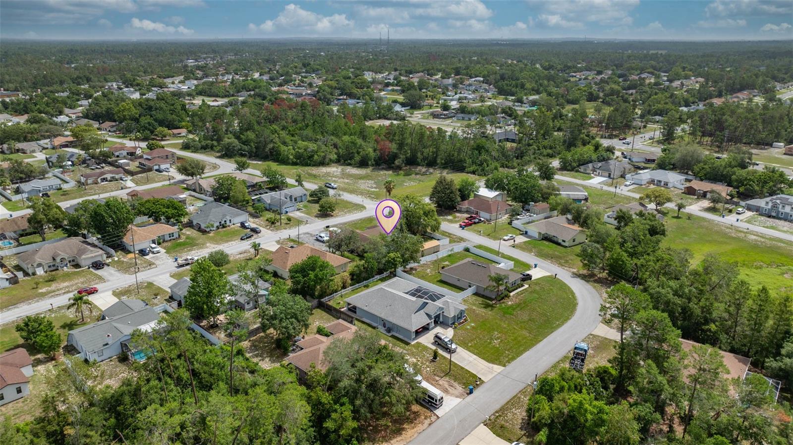 Listing photo id 9 for 9642 Elgin Boulevard