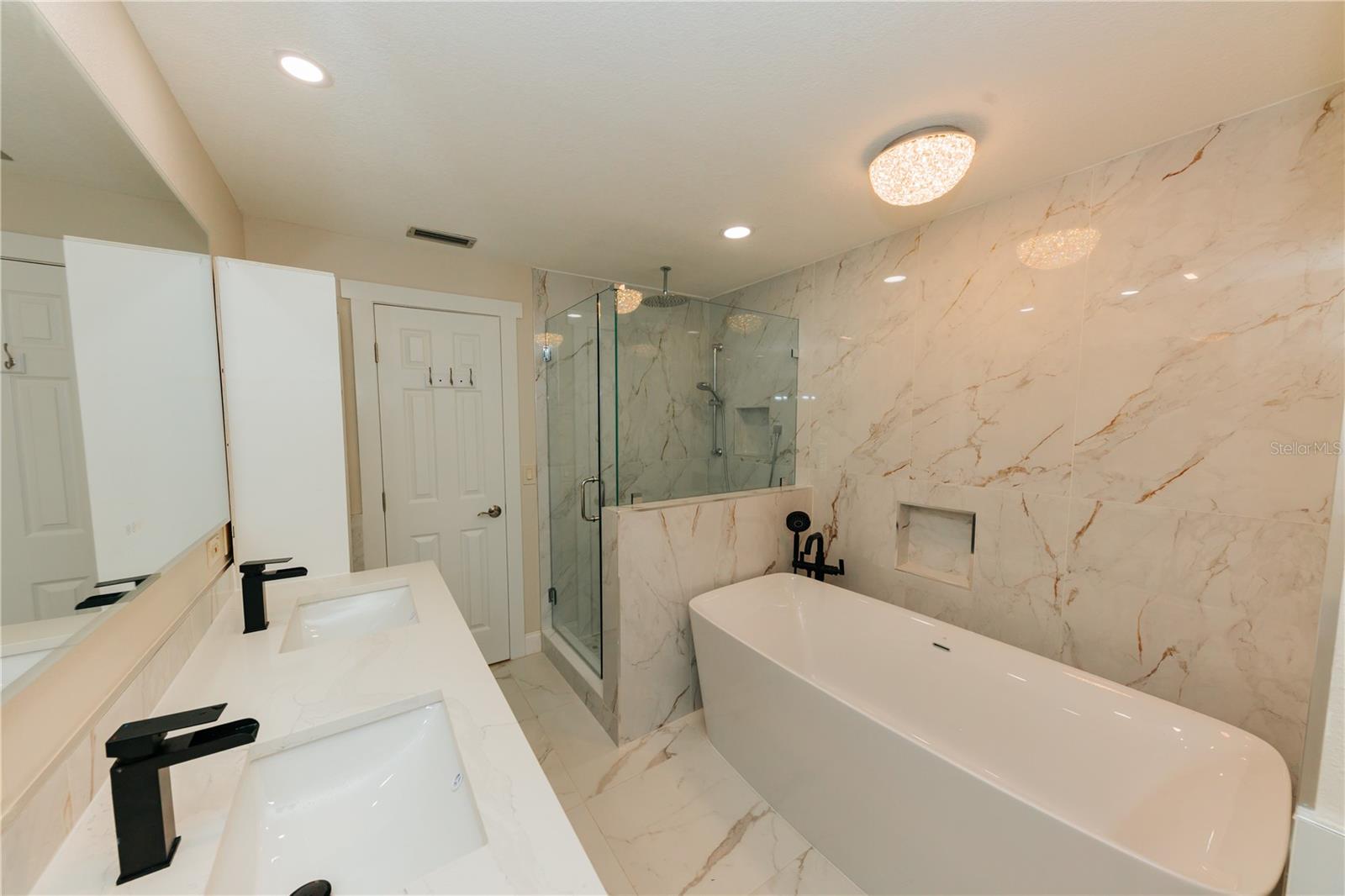 Image 20 of 43 For 1624 Sheffield Drive