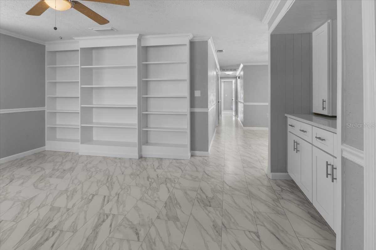 Image 12 of 54 For 5611 Burlington Avenue N