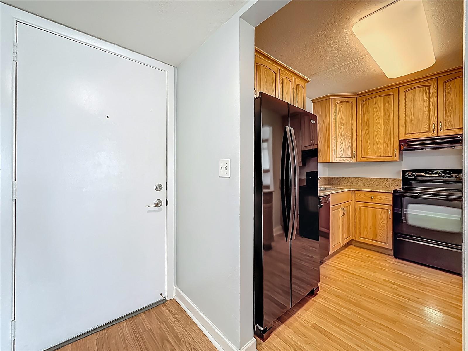 Image 14 of 57 For 7665 Sun Island Drive 206