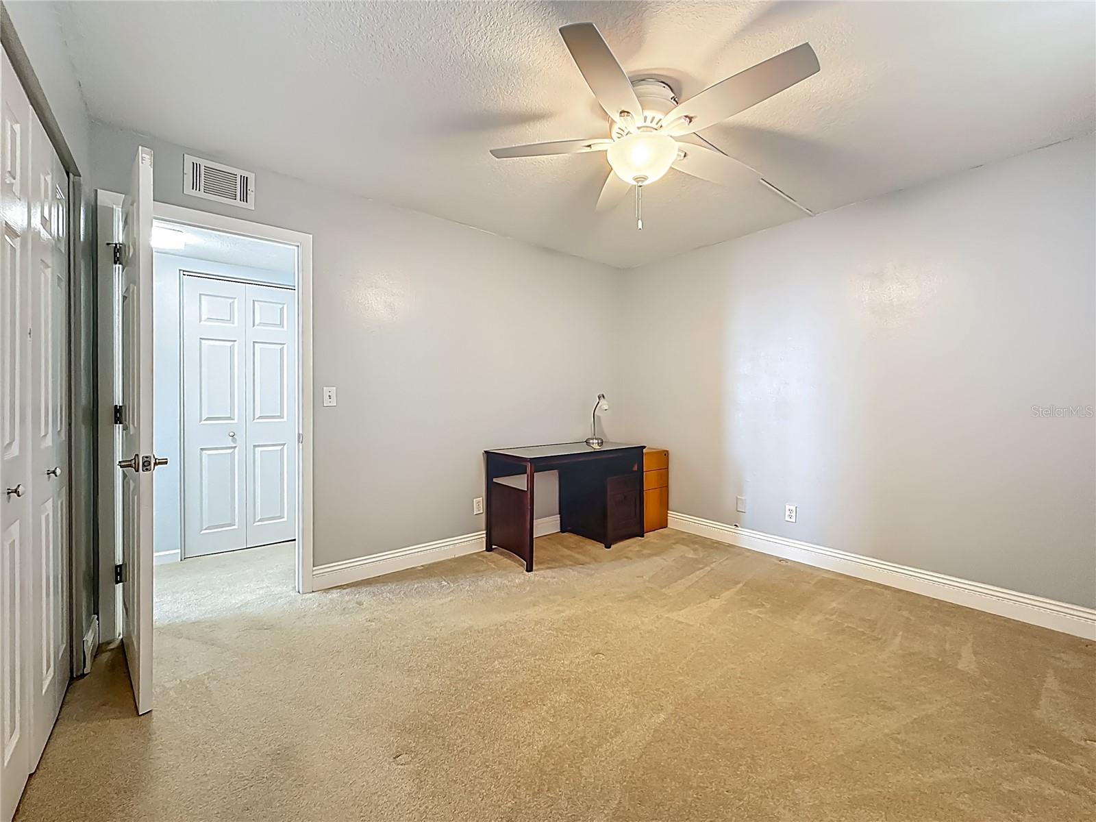 Image 36 of 57 For 7665 Sun Island Drive 206