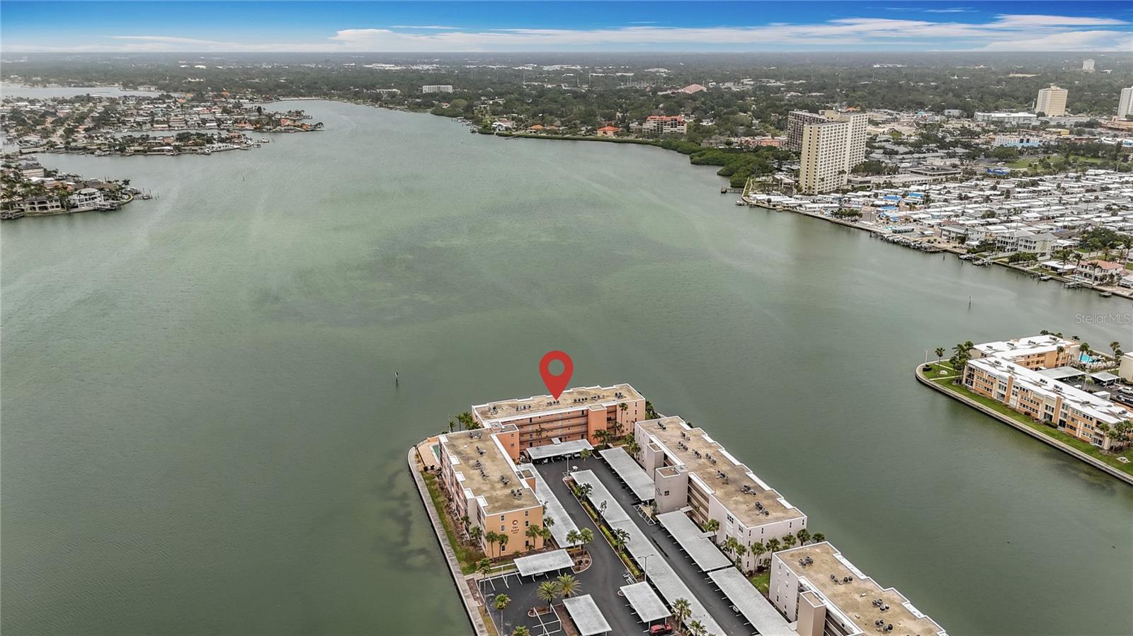 Image 4 of 57 For 7665 Sun Island Drive 206