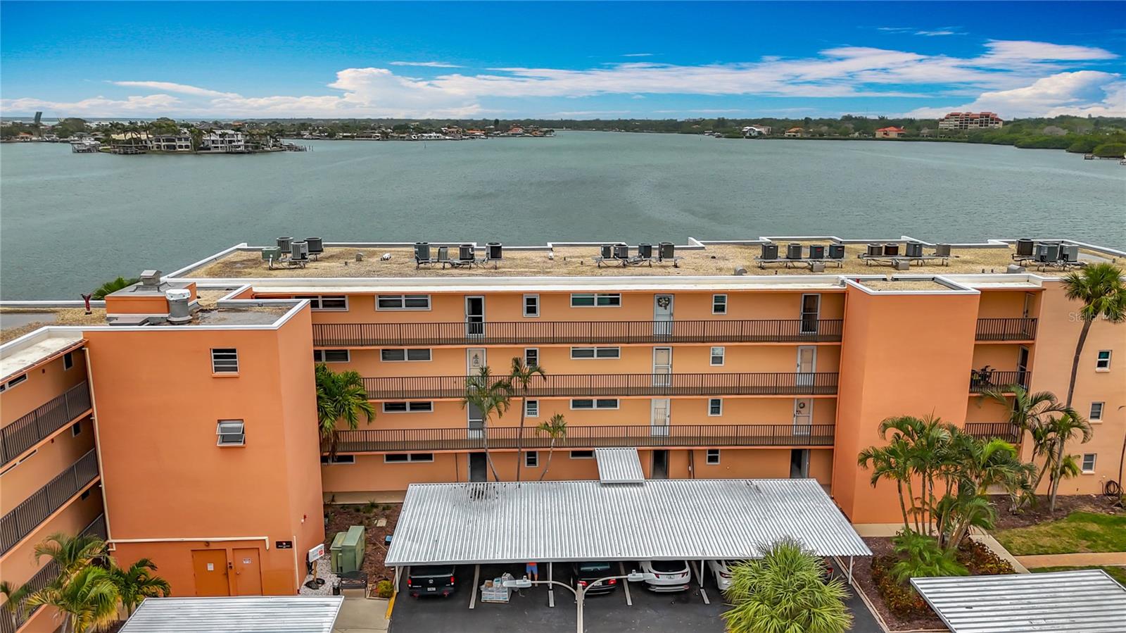 Image 41 of 57 For 7665 Sun Island Drive 206