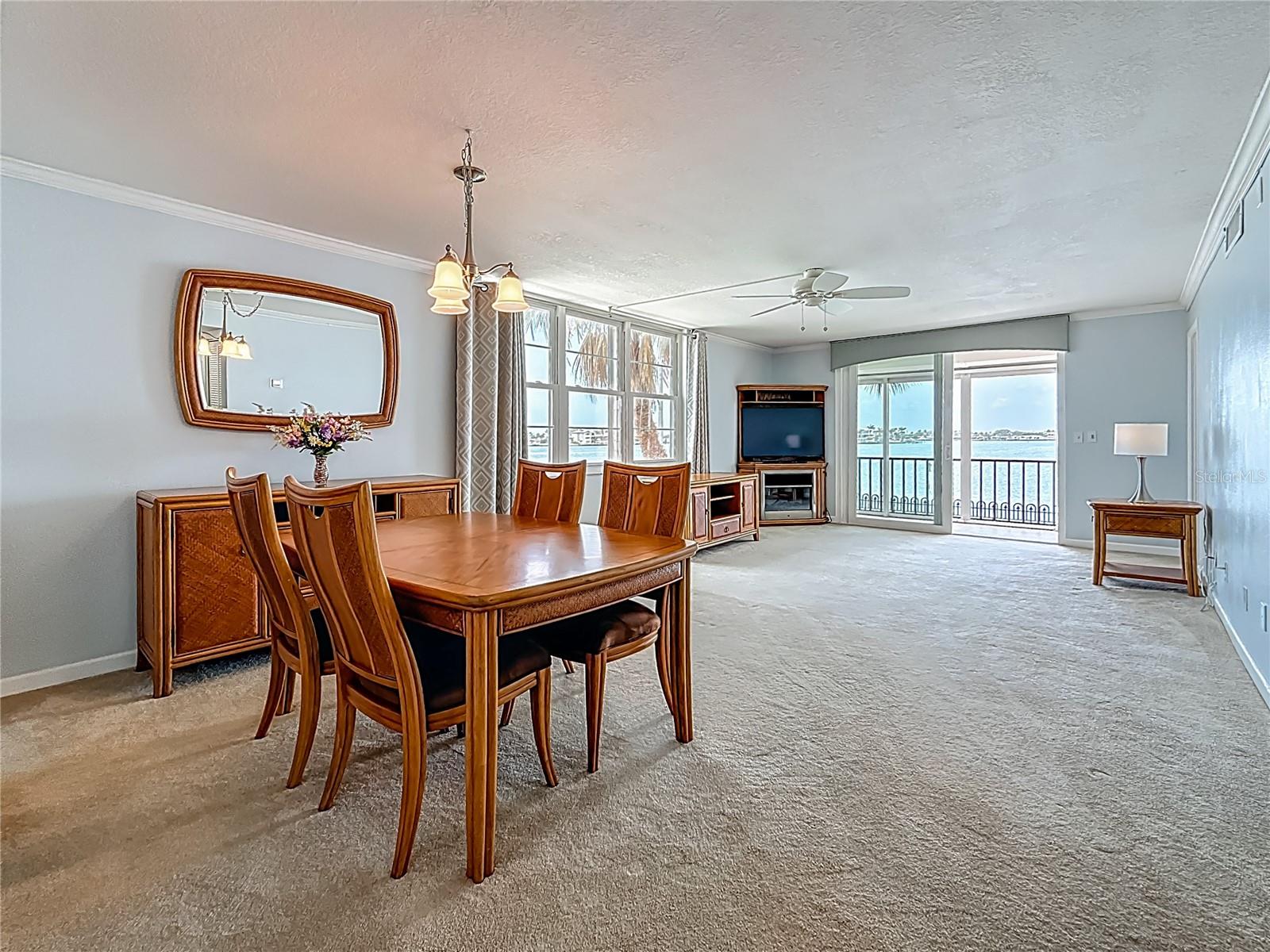 Image 7 of 57 For 7665 Sun Island Drive 206