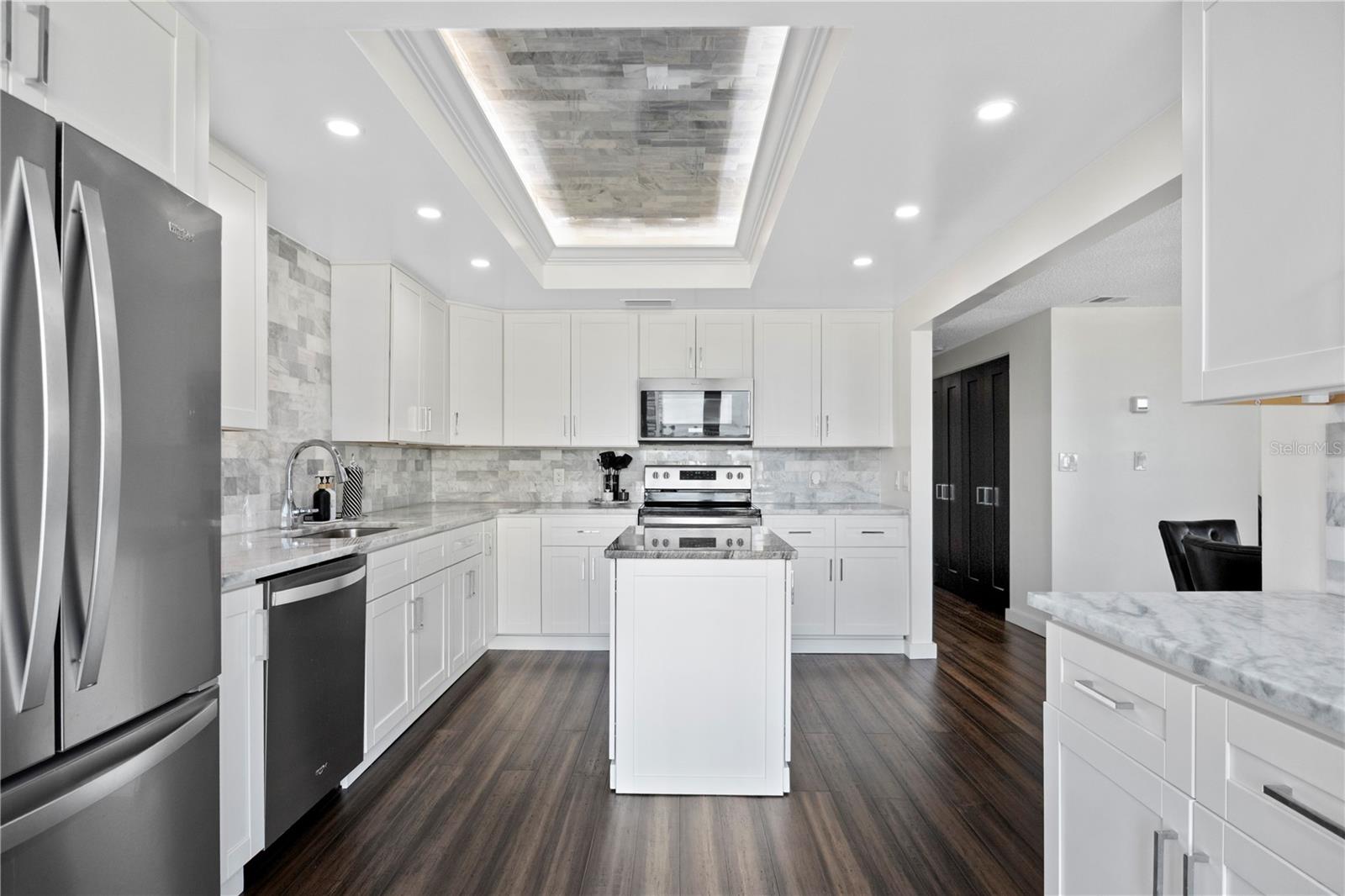 Image 17 of 41 For 1501 Gulf Boulevard 201