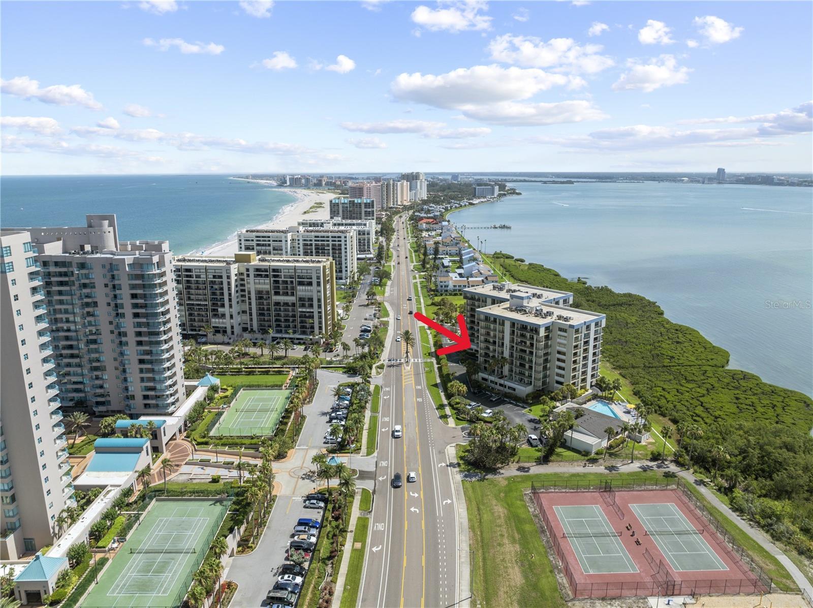 Image 3 of 41 For 1501 Gulf Boulevard 201