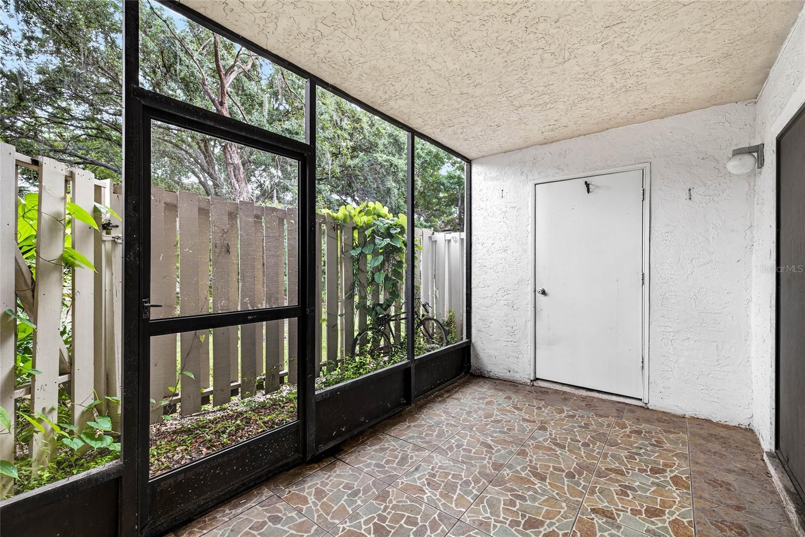 Image 24 of 33 For 7821 Niagara Avenue 2102