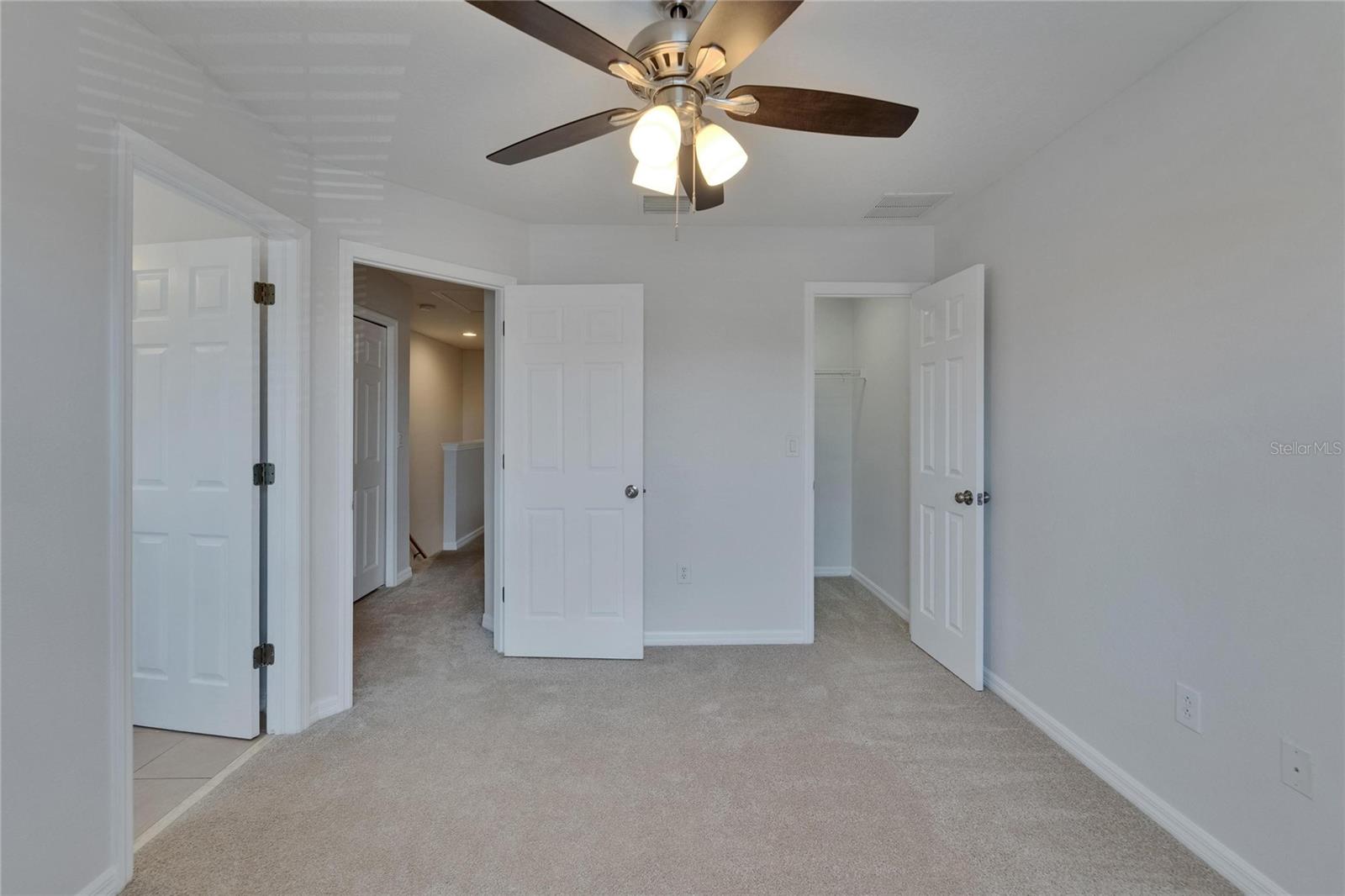 Image 31 of 47 For 8818 Red Beechwood Court