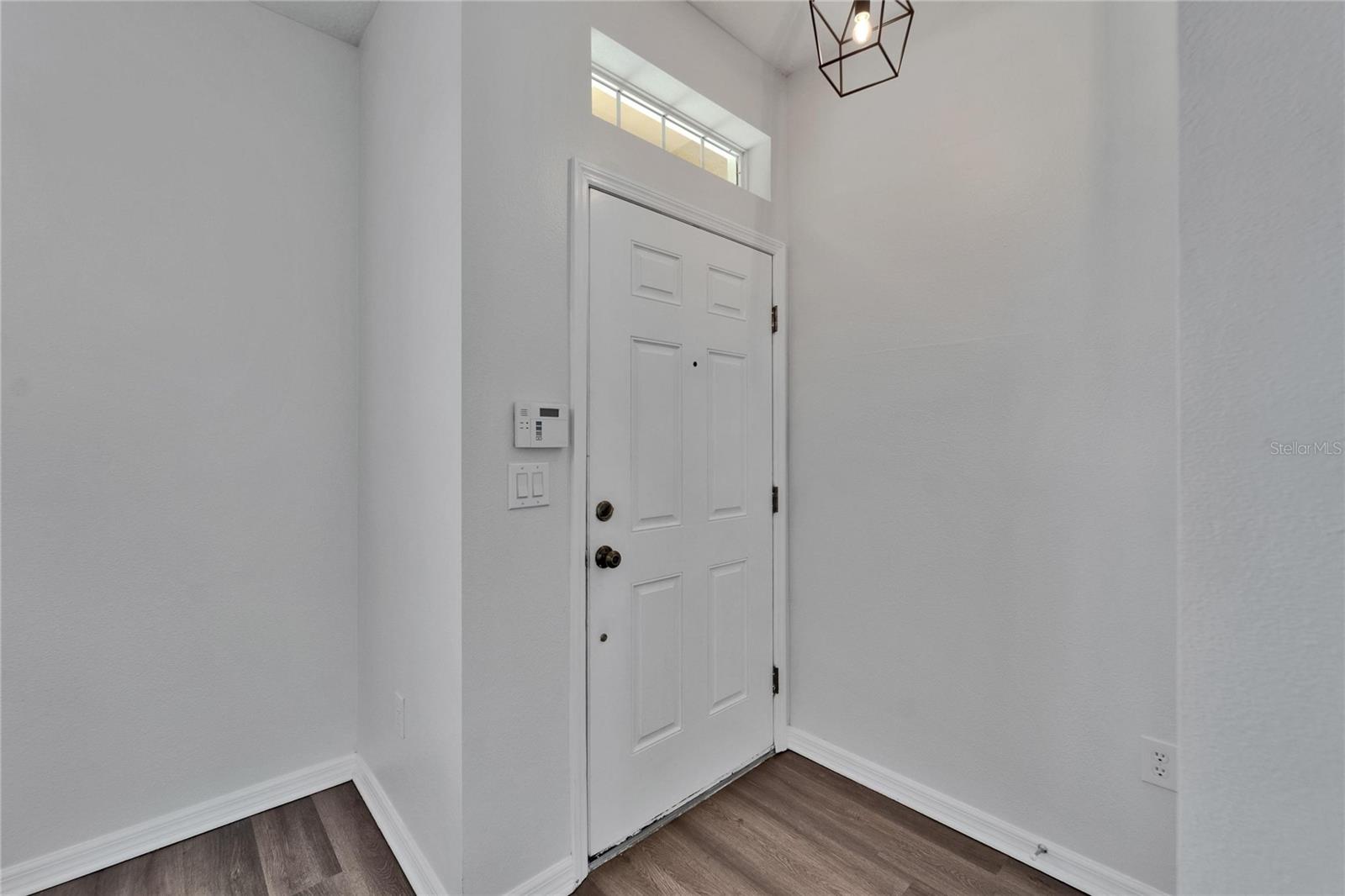 Image 35 of 47 For 8818 Red Beechwood Court