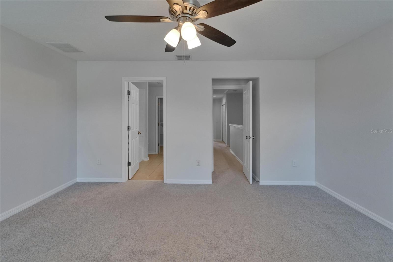 Image 38 of 47 For 8818 Red Beechwood Court