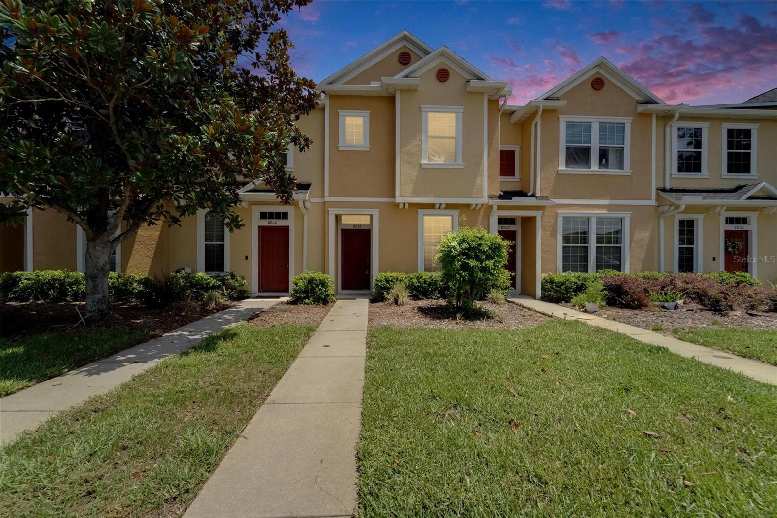 Image 6 of 47 For 8818 Red Beechwood Court