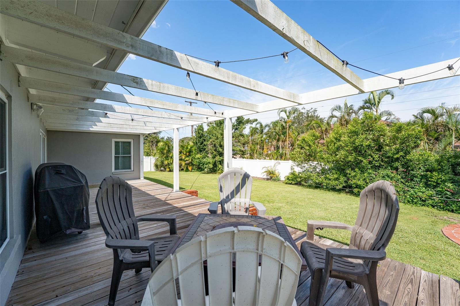 Listing photo id 41 for 120 Crestwood Lane