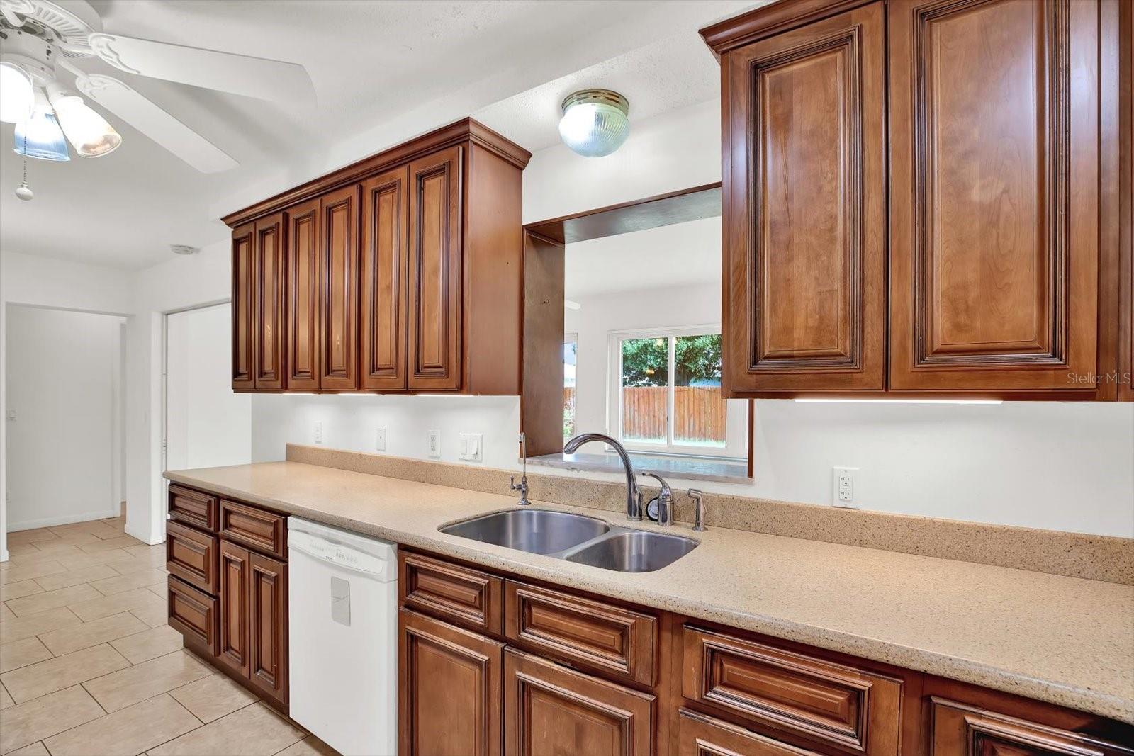 Image 5 of 24 For 13795 Antigua Drive