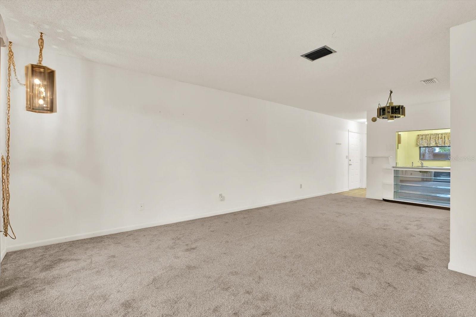 Image 5 of 28 For 1206 10th Circle Se