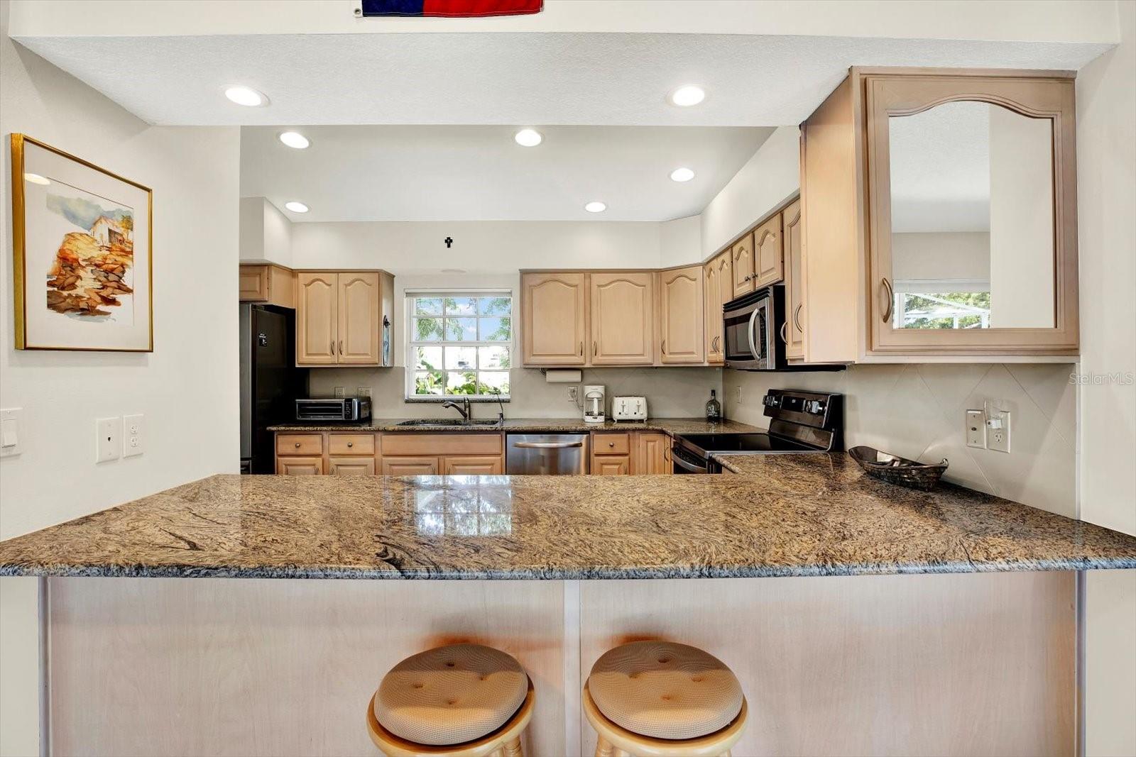 Image 12 of 50 For 6561 Exeter Court