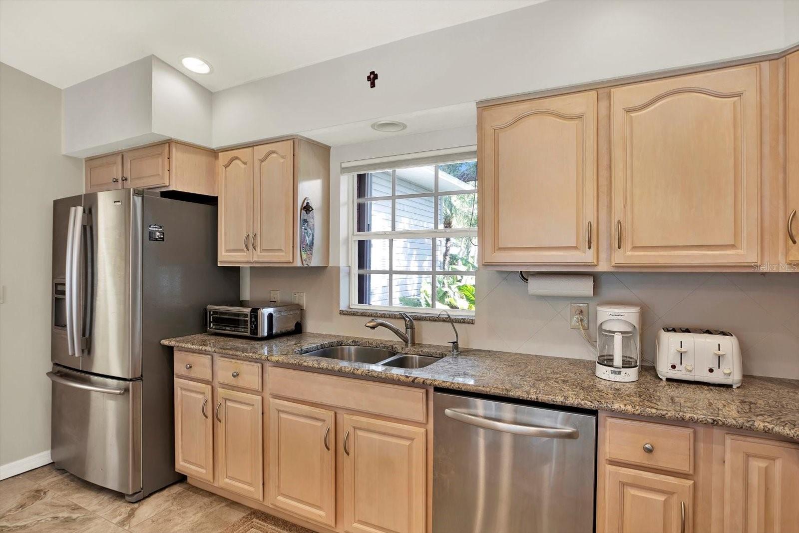 Image 14 of 50 For 6561 Exeter Court