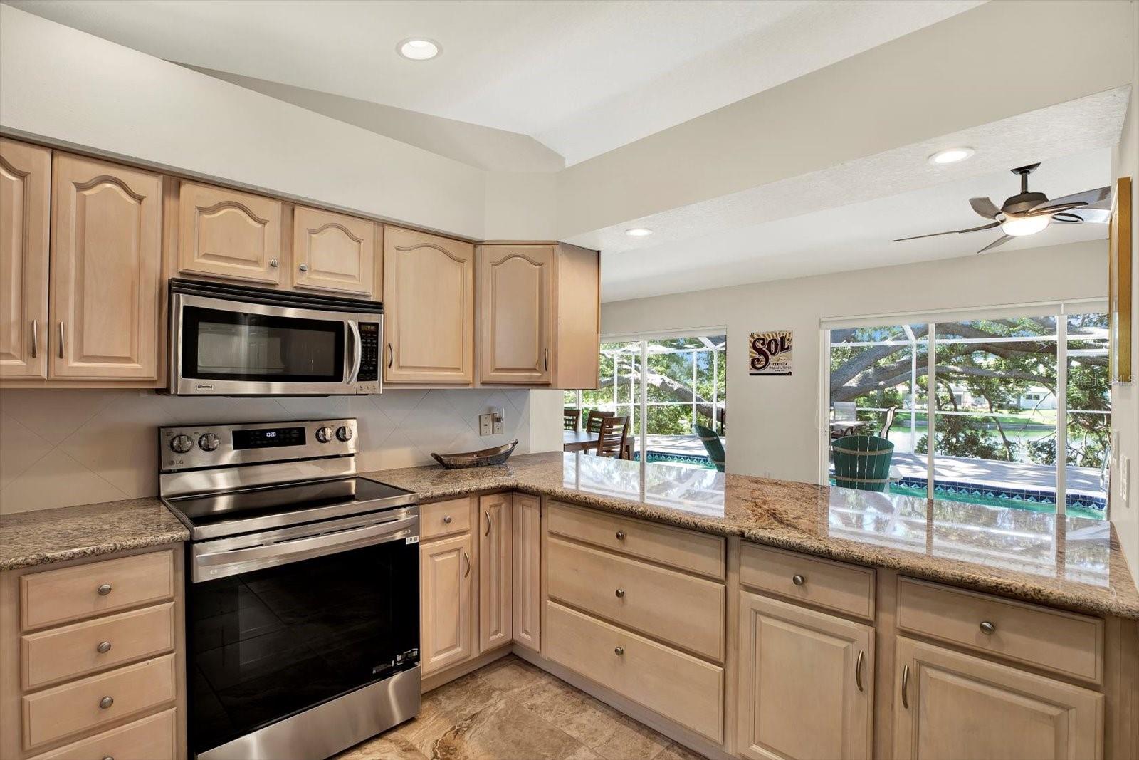 Image 16 of 50 For 6561 Exeter Court