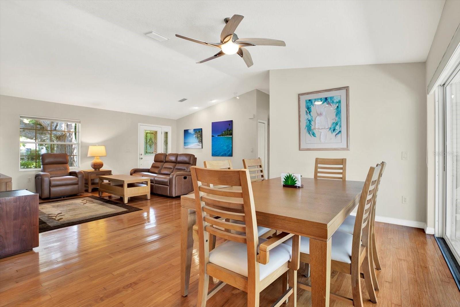 Image 9 of 50 For 6561 Exeter Court