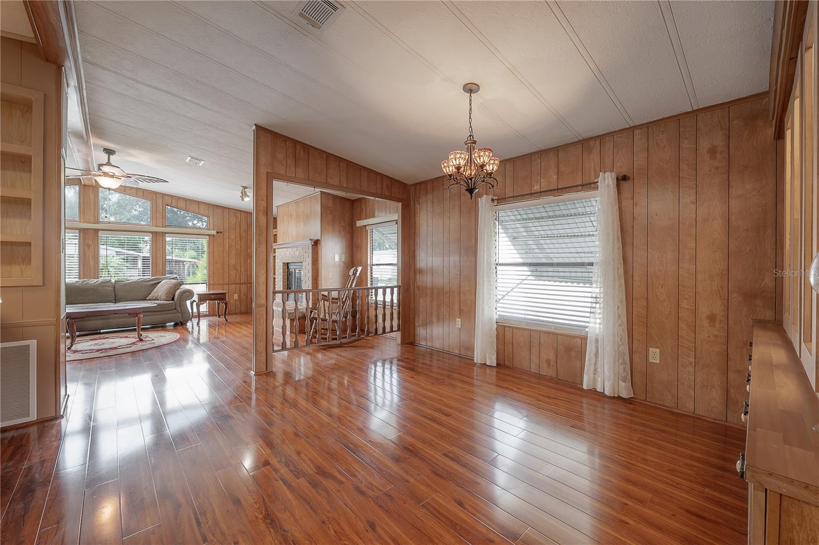 Image 11 of 59 For 8917 Fox Trail