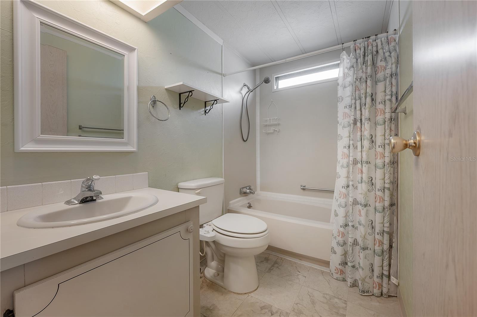 Image 35 of 59 For 8917 Fox Trail