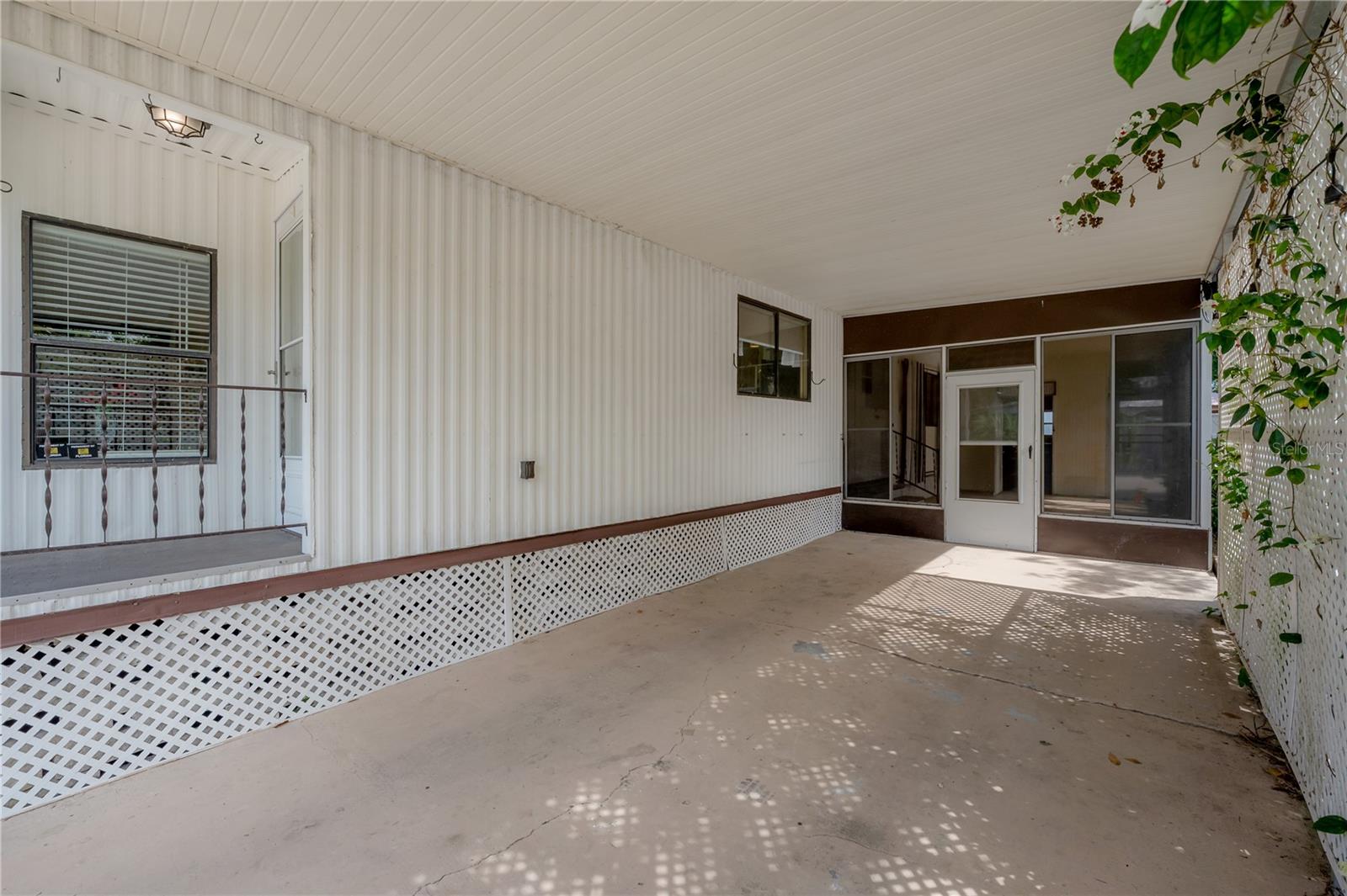 Image 5 of 59 For 8917 Fox Trail