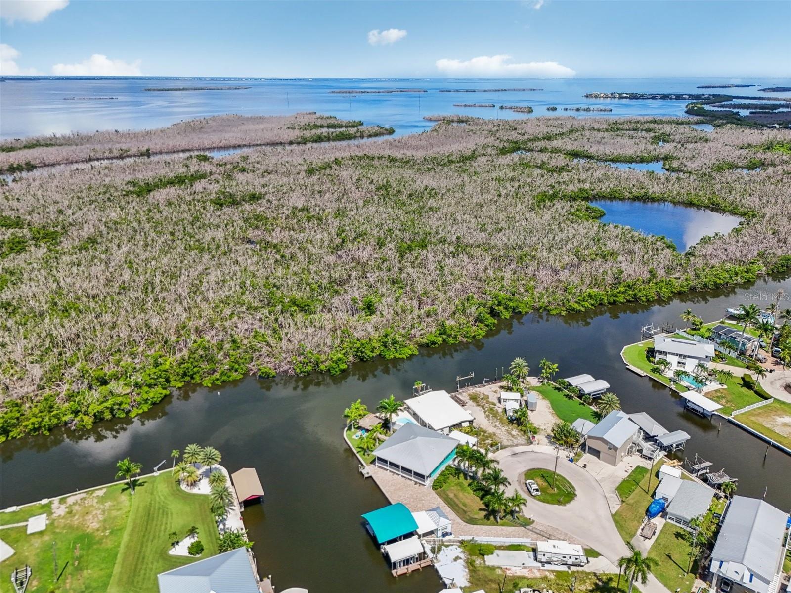 Image 3 of 41 For 3947 Coconut Drive