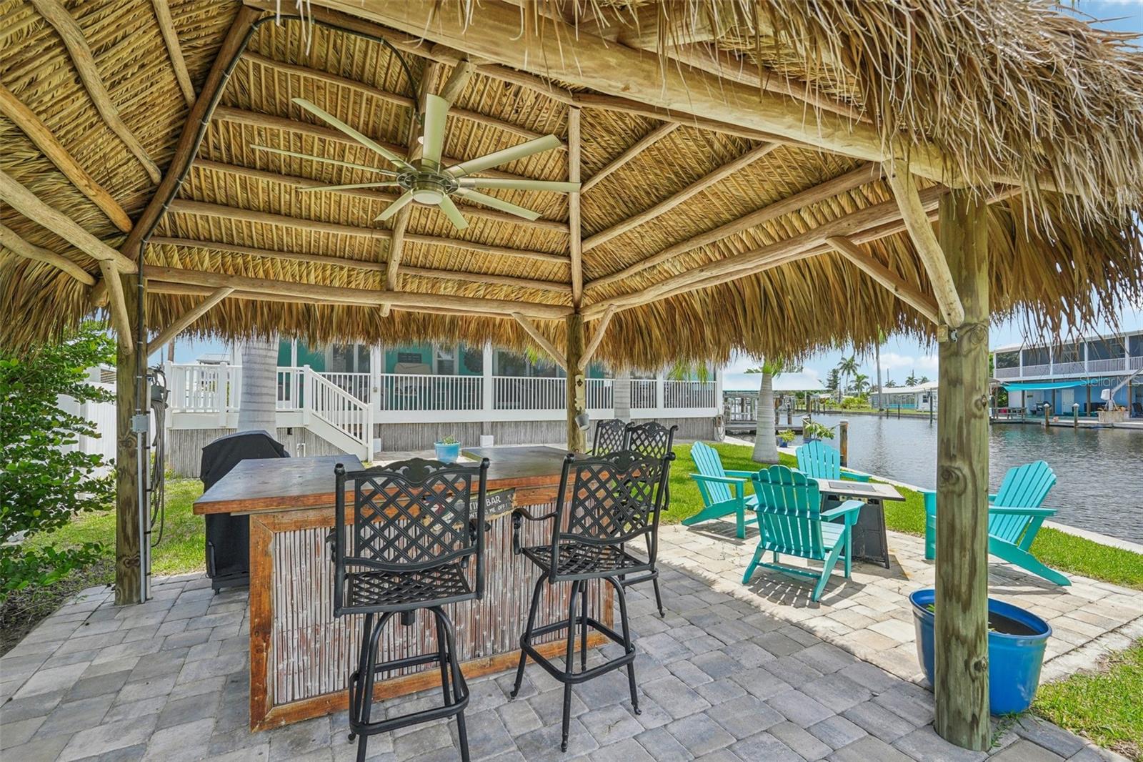 Image 8 of 41 For 3947 Coconut Drive