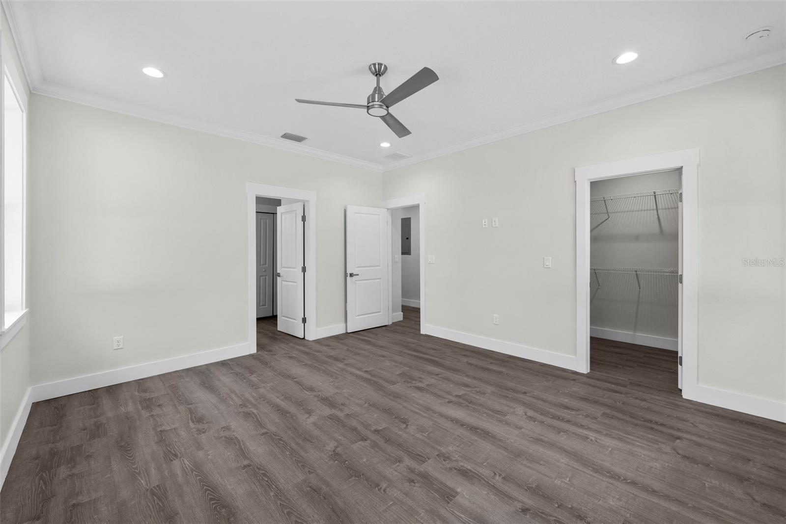 Image 20 of 38 For 5707 20th Street
