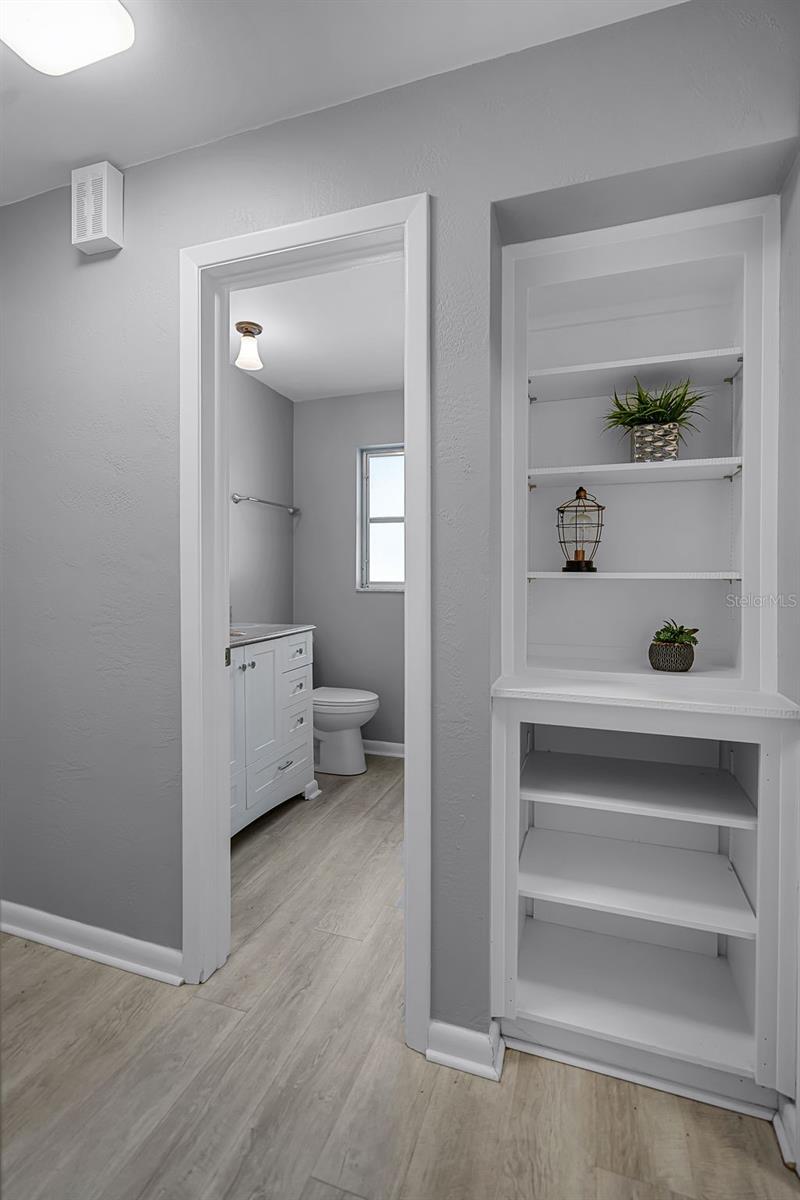 Image 16 of 28 For 2481 12th Avenue Sw