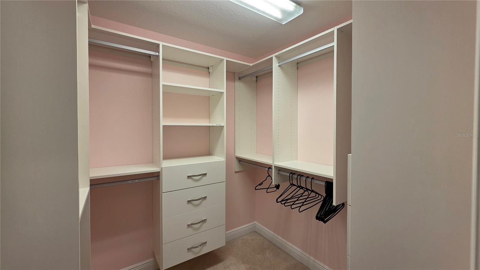 Image 11 of 13 For 628 Cleveland Street 1103