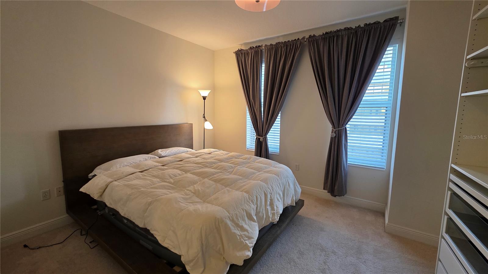 Image 8 of 13 For 628 Cleveland Street 1103