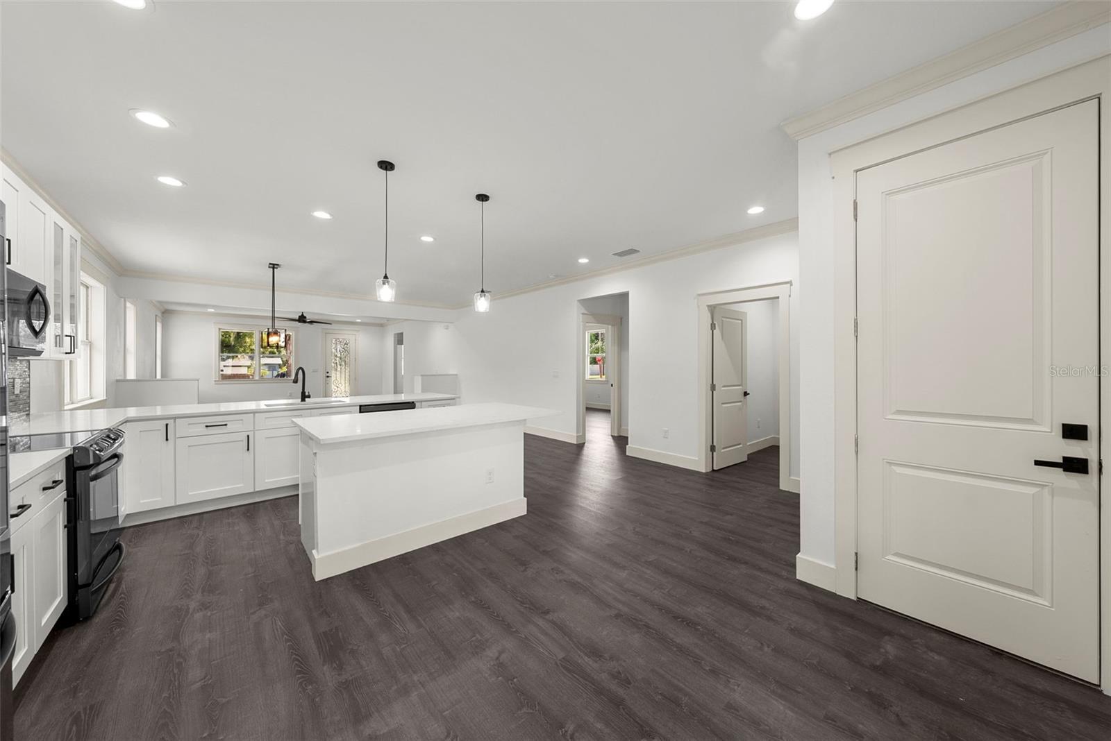 Image 20 of 40 For 5709 20th Street