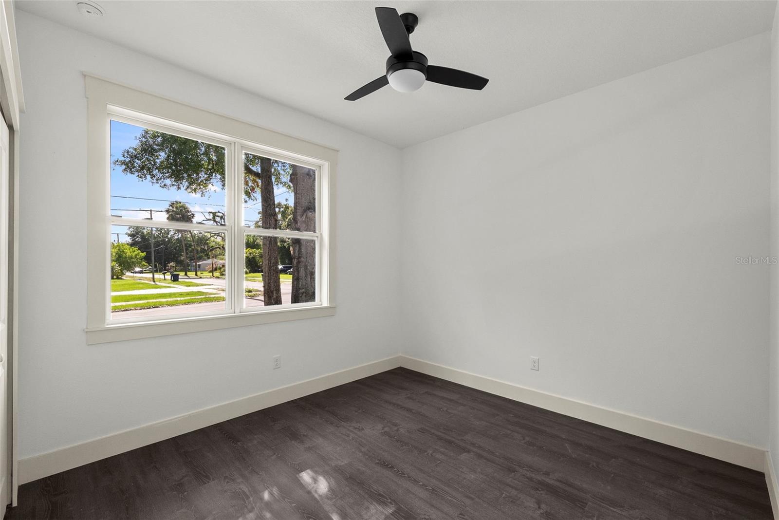 Image 28 of 40 For 5709 20th Street