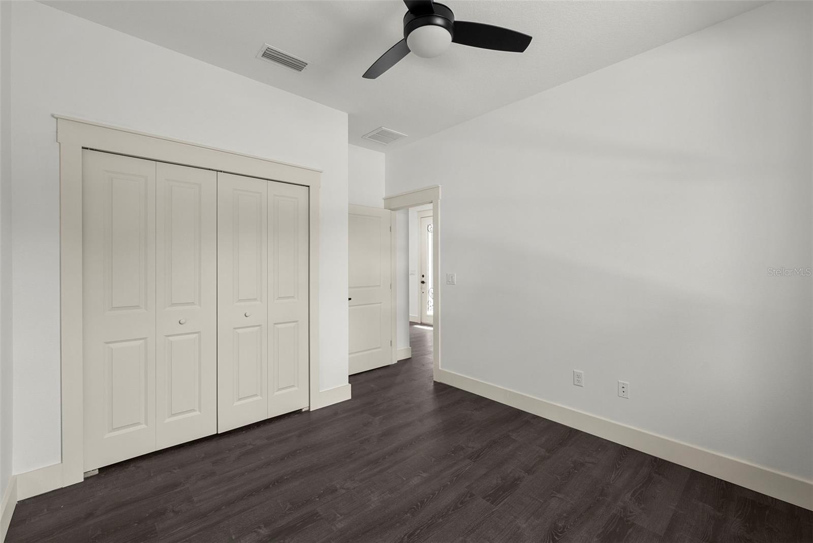 Image 32 of 40 For 5709 20th Street