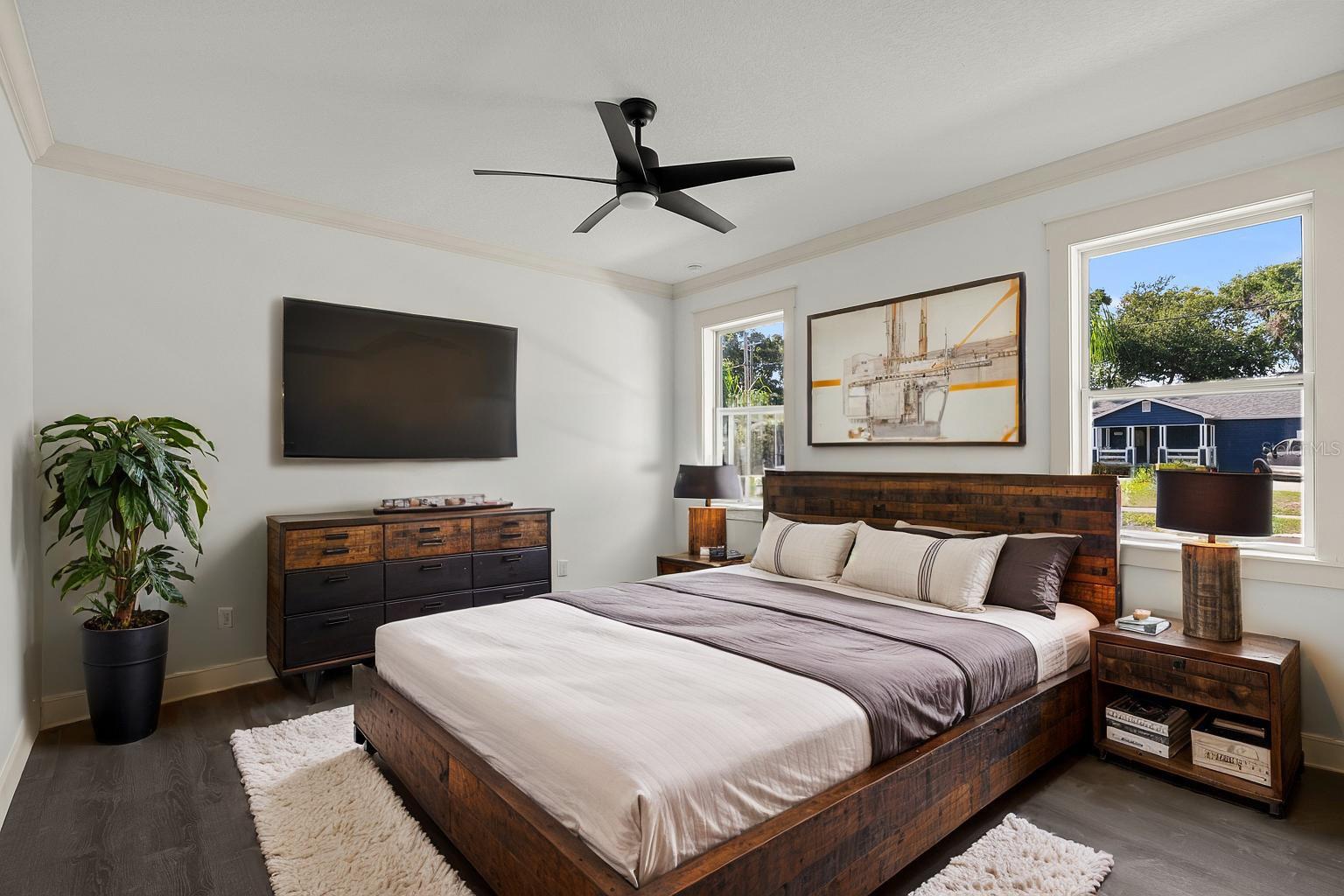 Image 5 of 40 For 5709 20th Street