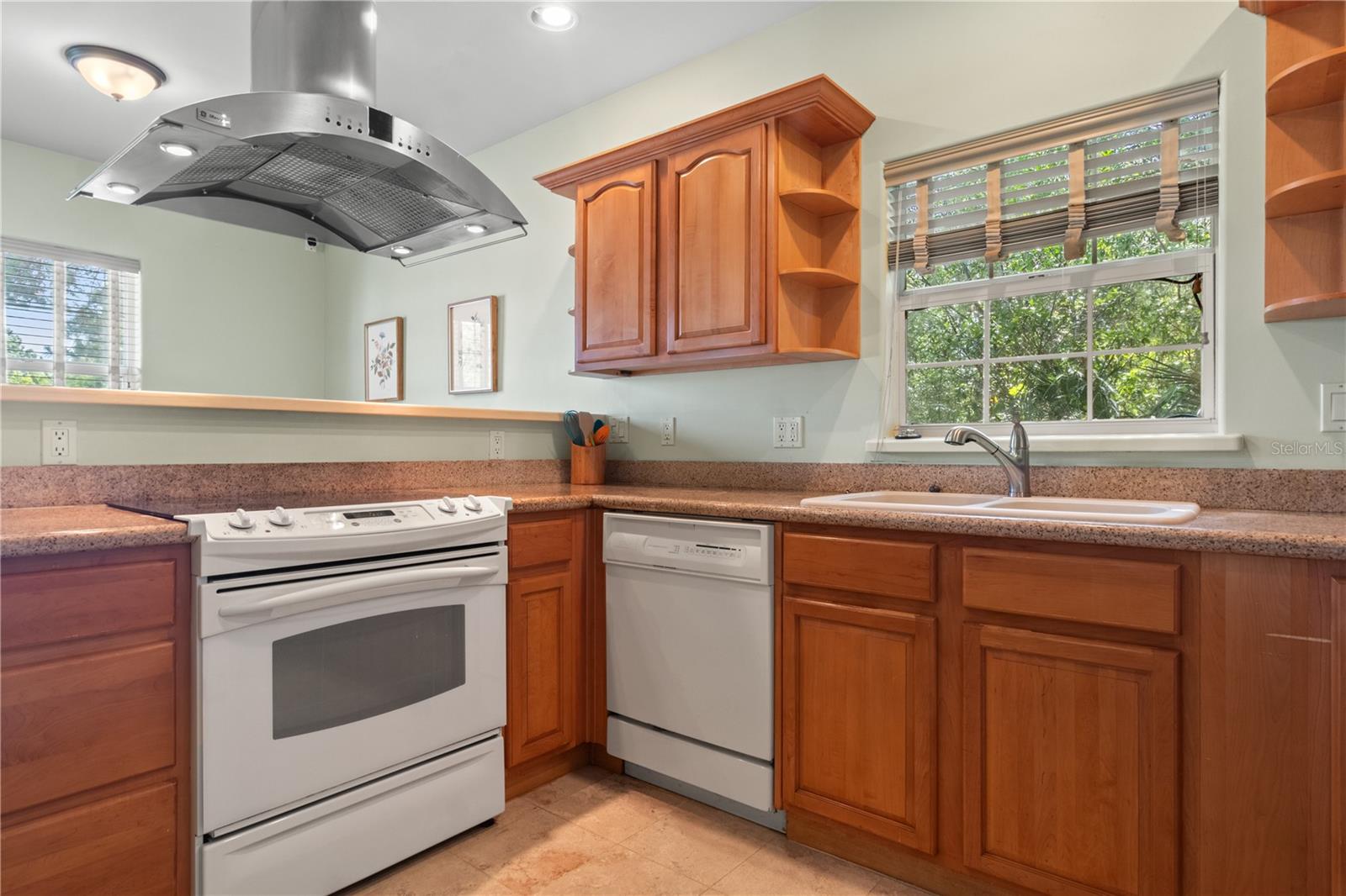 Image 5 of 12 For 6515 Dimarco Road 2