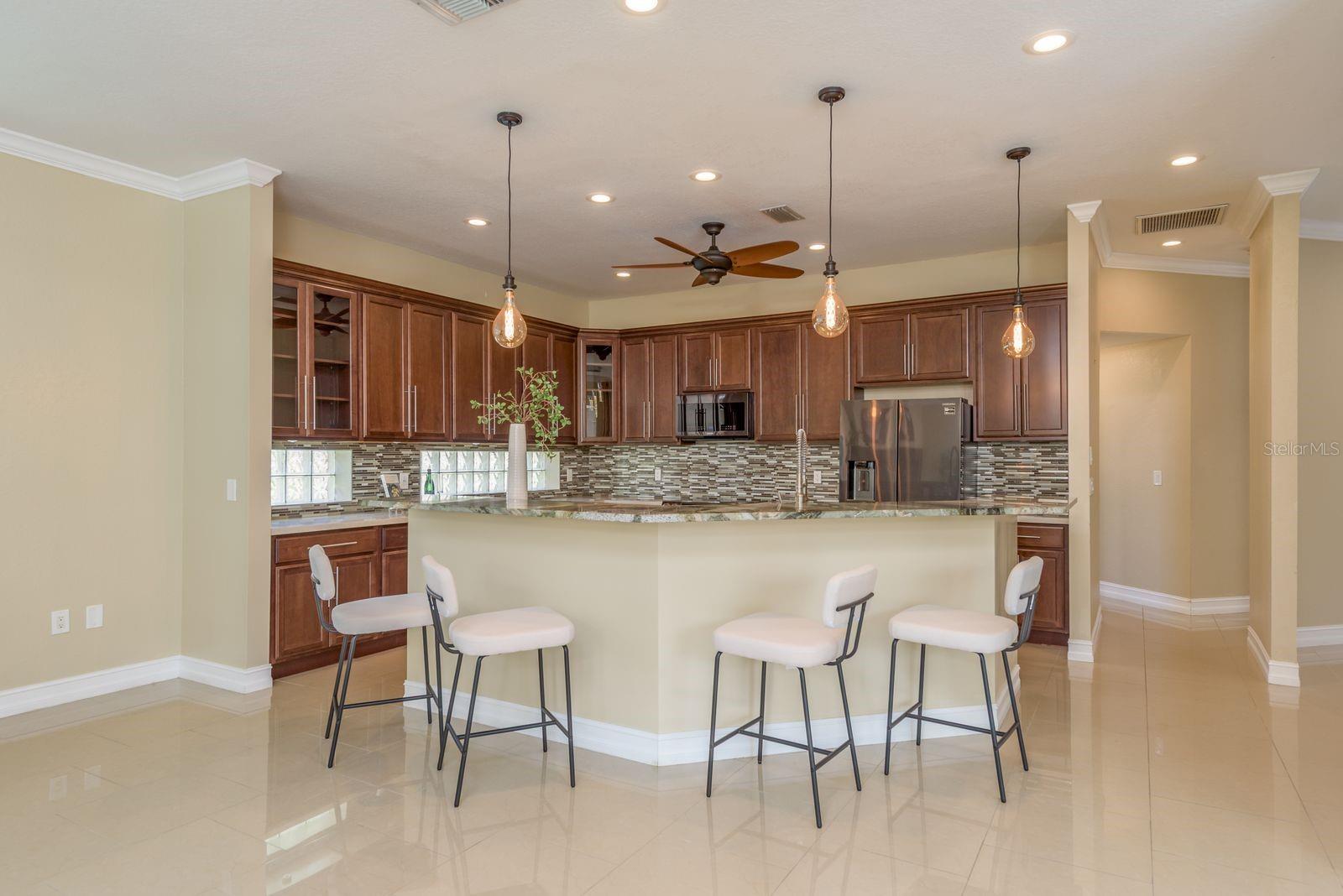Image 12 of 53 For 3337 Crescent Oaks Boulevard