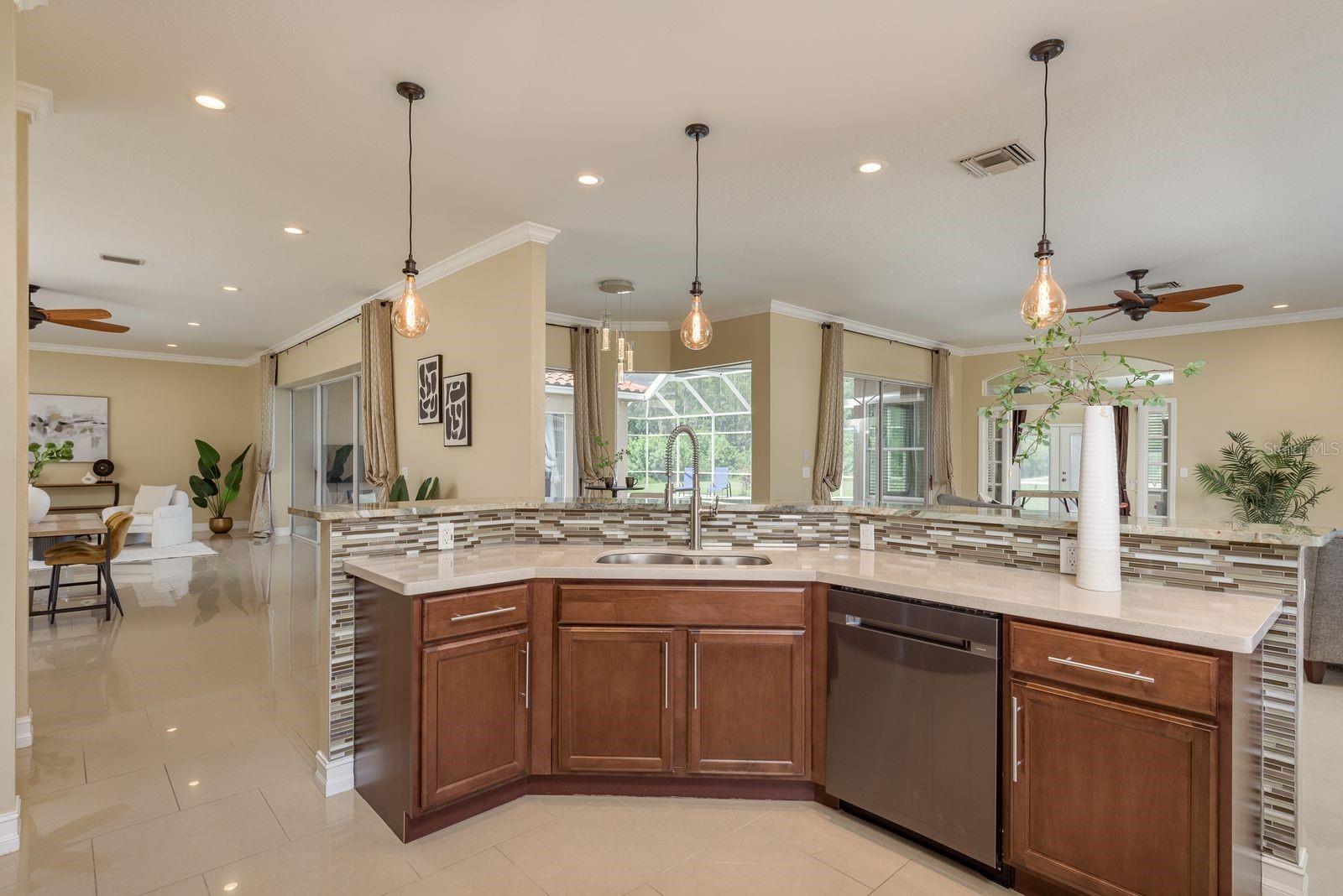 Image 15 of 53 For 3337 Crescent Oaks Boulevard